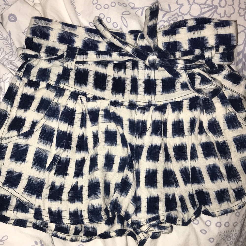 Free People Plaid Shorts!! Barely worn, size small